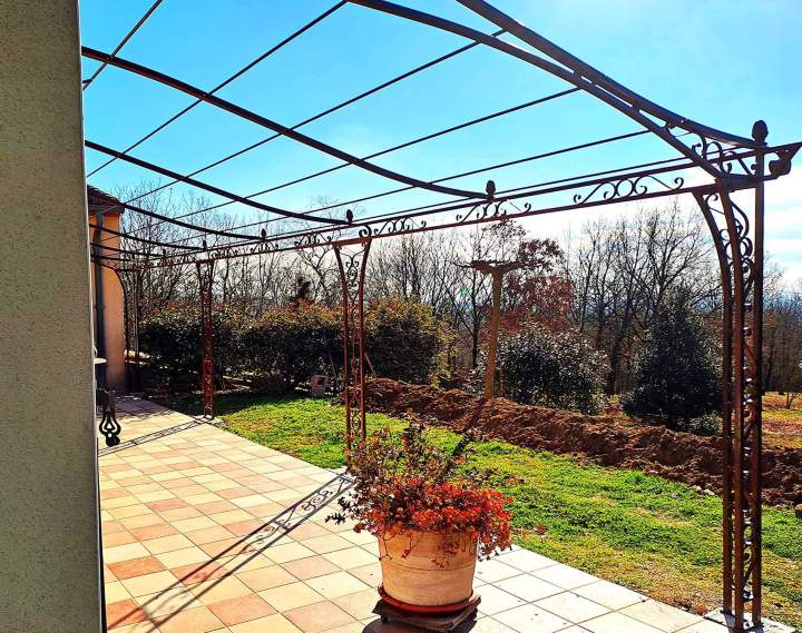 Pergolas métallique Revel