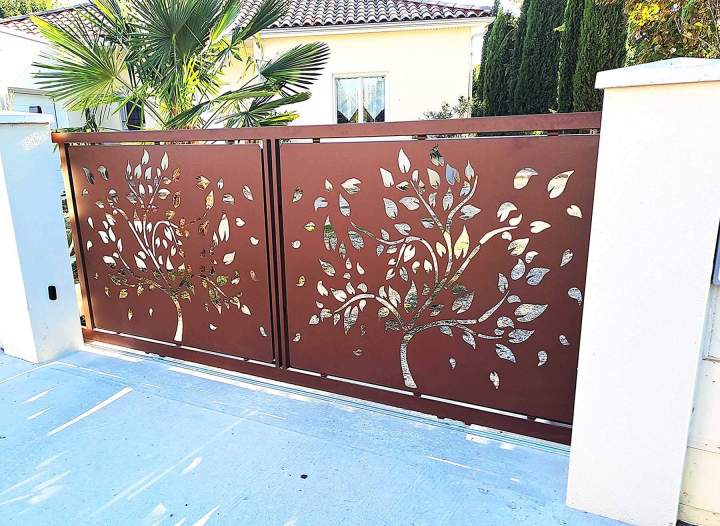 Portail métallique sur mesure Revel